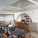 桑托瑞尼酒店
