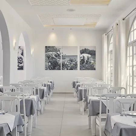 Santorini Palace