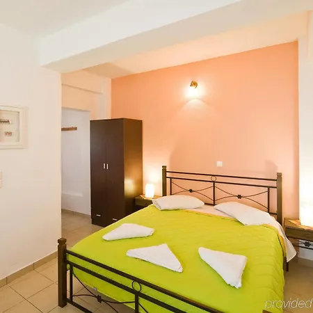 Santorini Palace Отель 4*