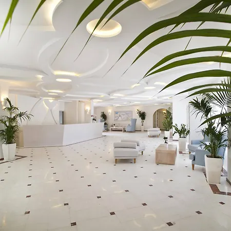 Santorini Palace 4*