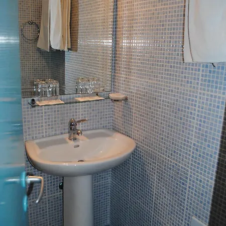 Santorini Palace Hotel 4*