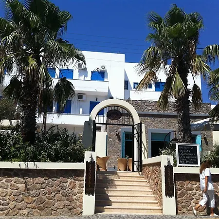 Santorini Palace 4*