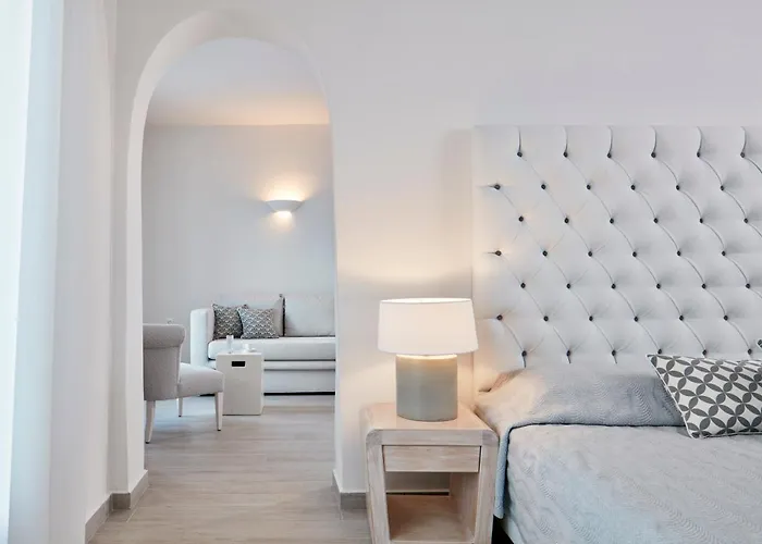 Santorini Palace Hotel