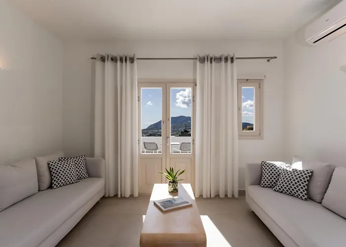 Ξενοδοχείο Santorini Palace 4*