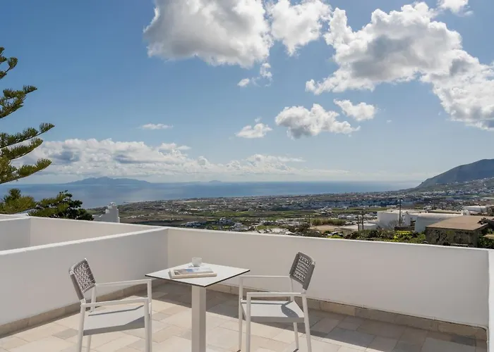 Ξενοδοχείο Santorini Palace 4*