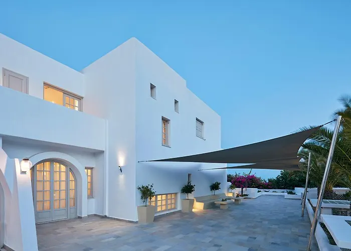 Santorini Palace Ξενοδοχείο 4*